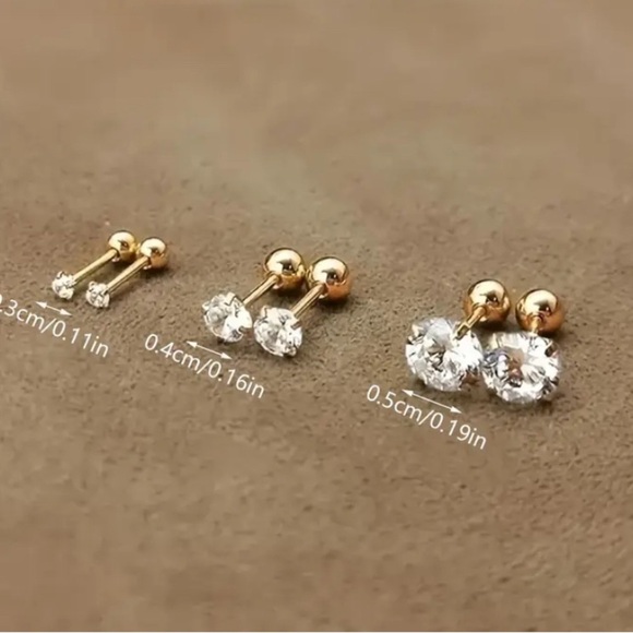 18 Karat Gold Plated Minimalist Stud Earrings Set - Picture 1 of 6